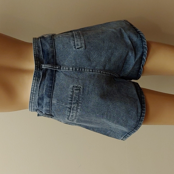 Blueish Gray High Waist Denim Shorts Bow Tie Removable Belt - Picture 2 of 10